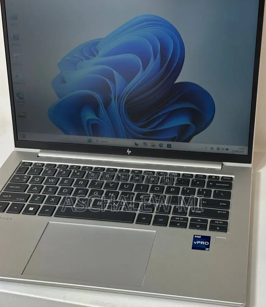 New Laptop HP EliteBook 840 G10 16GB Intel Core i7 SSD 512GB