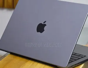 New Laptop Apple MacBook Pro 2021 M1 32GB Apple M1 Pro SSD 512GB