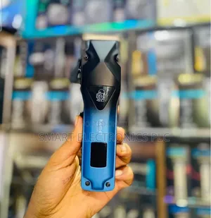 Kemei KM-1781 Professional Hair Clipper — A Powerful Rechargeable