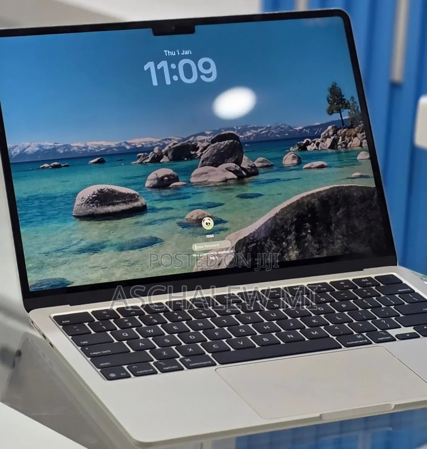 New Laptop Apple MacBook Air 2025 M4 16GB Apple M4 SSD 256GB