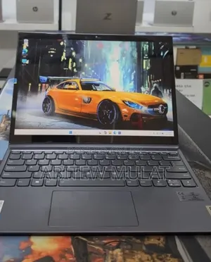 New Laptop Lenovo Yoga 700 16GB Intel Core i5 SSD 512GB