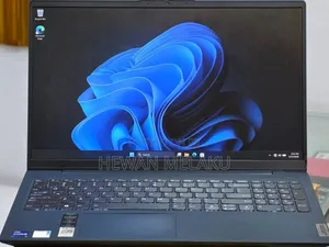 New Laptop Lenovo Ideapad 3 12GB Intel Core i7 SSD 512GB