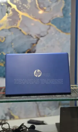New Laptop HP Pavilion 15 12GB Intel Core i7 HDD 1T