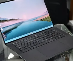New Laptop Dell Precision 5550 16GB Intel Core i7 SSD 512GB