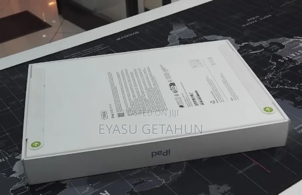 New Apple iPad (2025) 128 GB