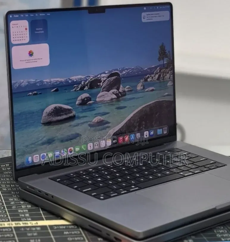New Laptop Apple MacBook Pro 2021 M1 32GB Apple M1 Pro SSD 1T