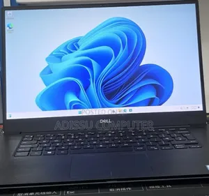 New Laptop Dell XPS 15 16GB Intel Core i5 SSD 512GB