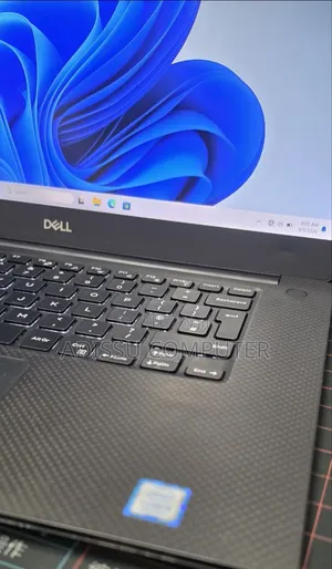 New Laptop Dell XPS 15 16GB Intel Core i5 SSD 512GB
