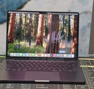 New Laptop Apple MacBook Pro 2024 M4 Pro 16GB Apple M4 Pro SSD 512GB