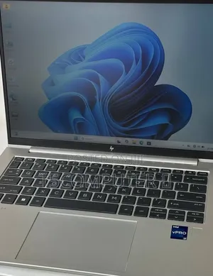 New Laptop HP EliteBook 840 G10 16GB Intel Core i7 SSD 512GB