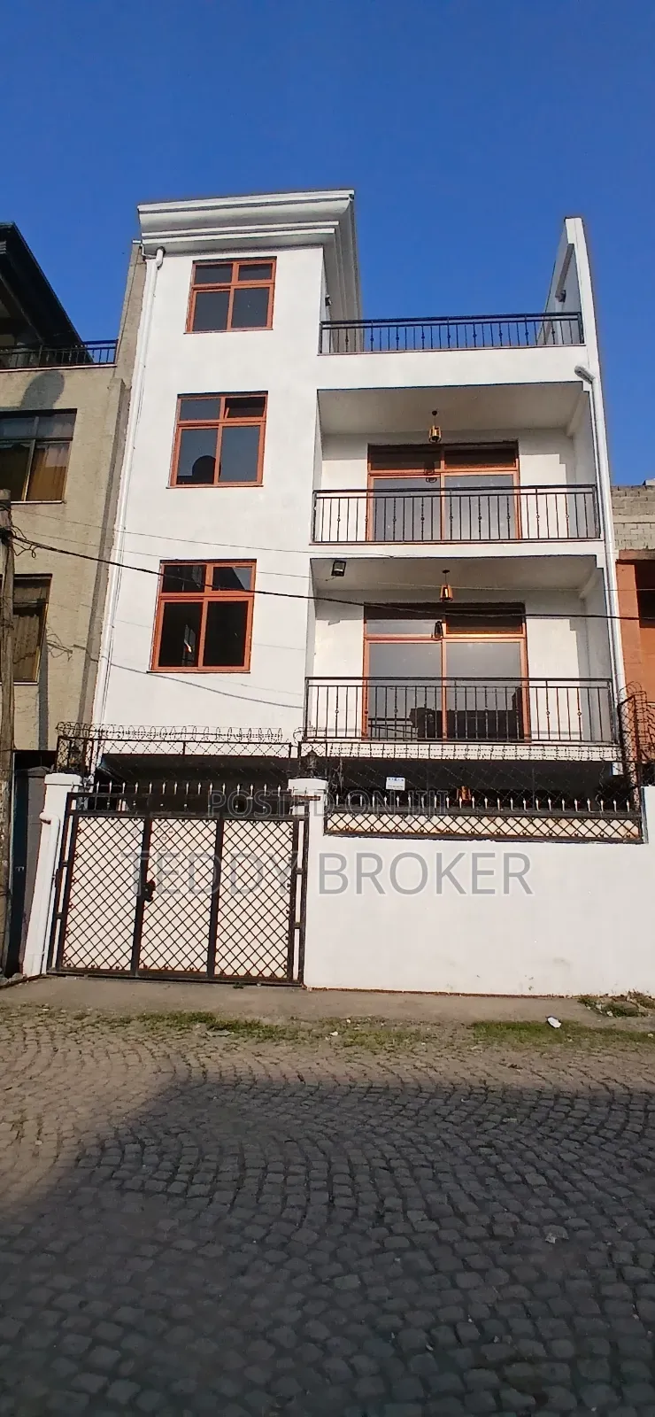 5bdrm House in Haile Garment, Nifas Silk-Lafto for sale