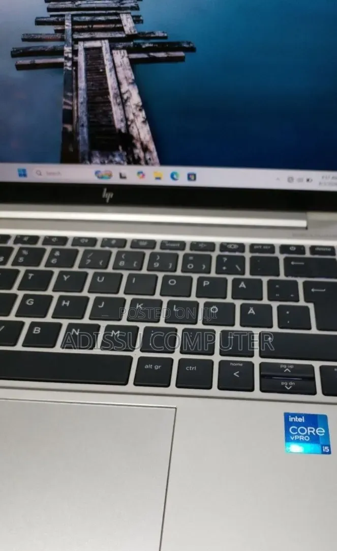 New Laptop HP EliteBook 830 G8 16GB Intel Core i5 SSD 512GB