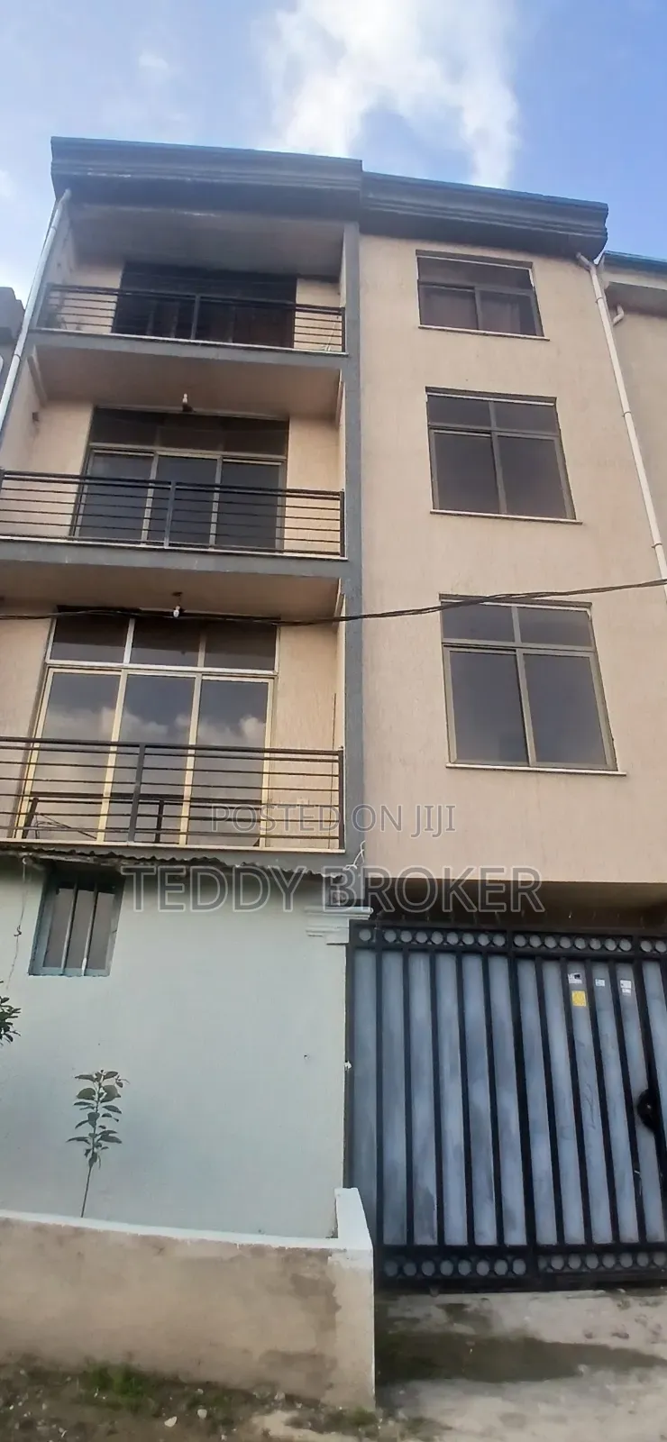 6bdrm House in Haile Garment, Nifas Silk-Lafto for sale