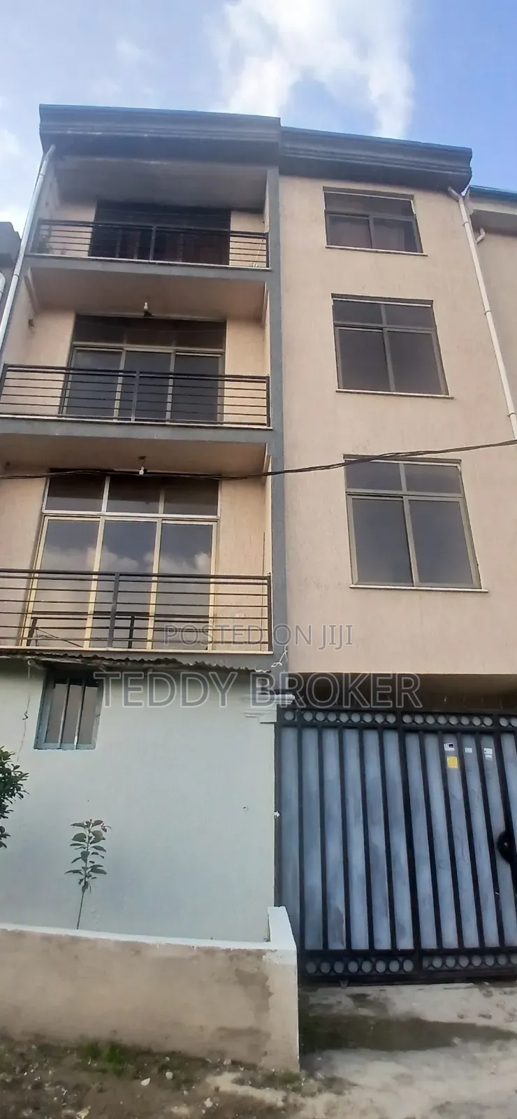 6bdrm House in Haile Garment, Nifas Silk-Lafto for sale