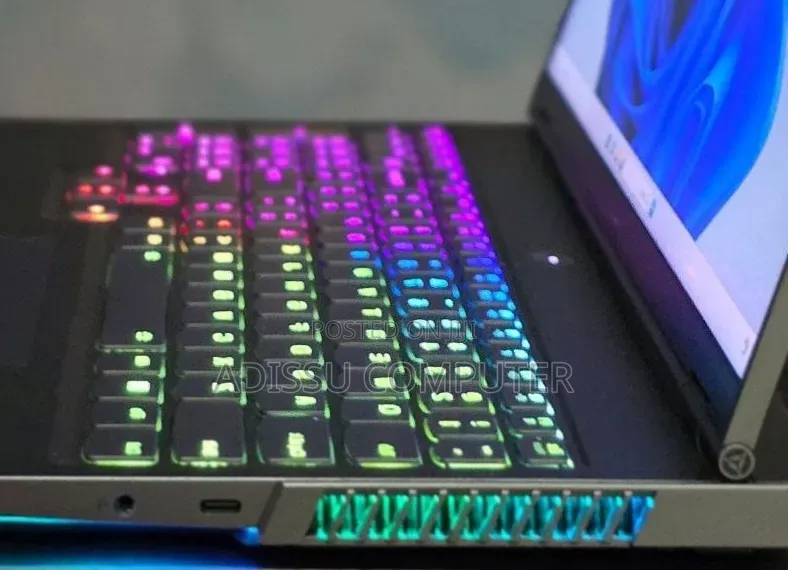 New Laptop Lenovo Legion 5 32GB AMD Ryzen 9 SSD 1T