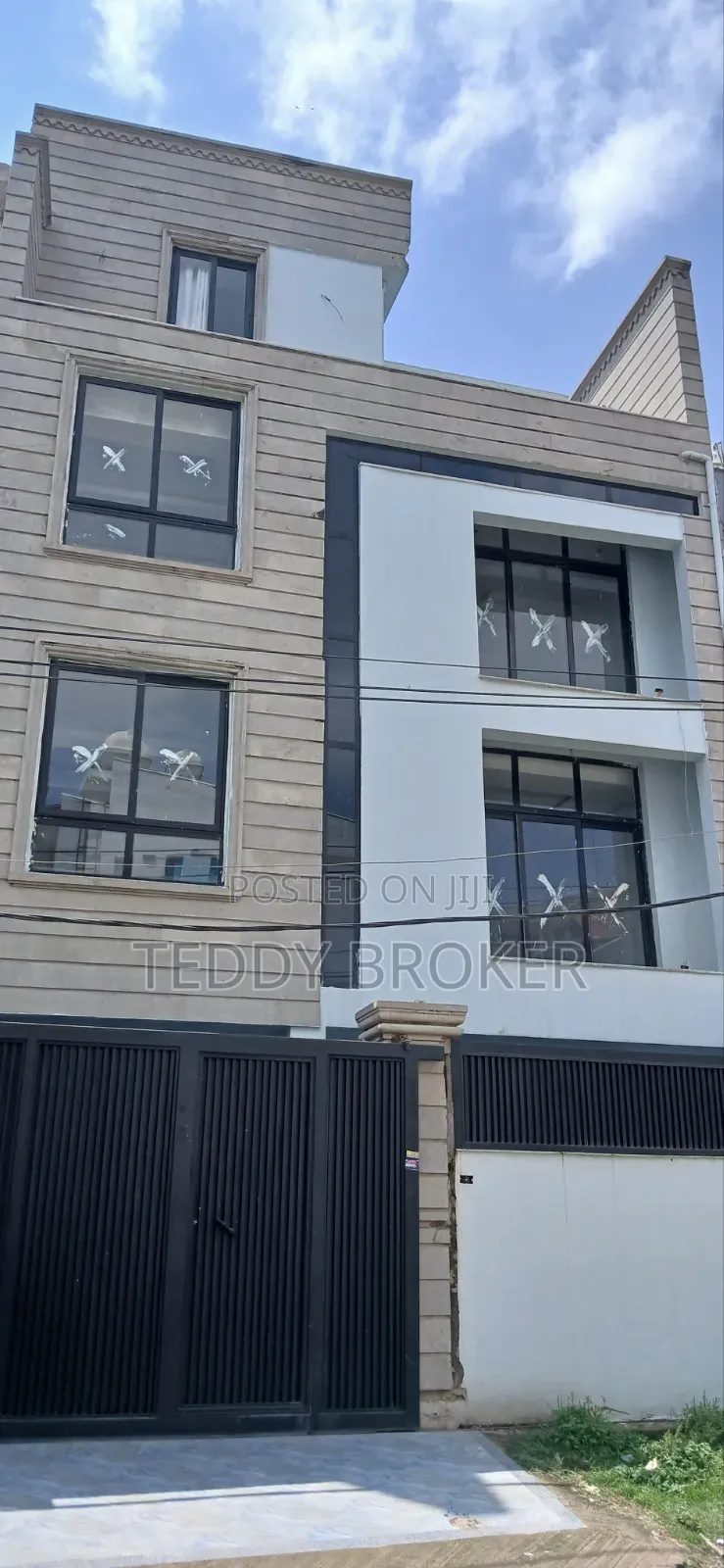 6bdrm House in Haile Garment, Nifas Silk-Lafto for sale