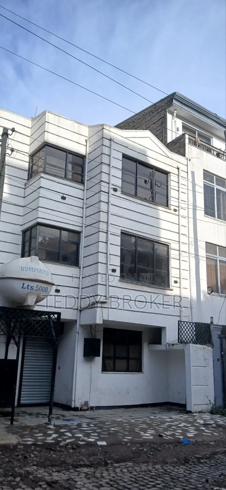 3bdrm House in Haile Garment, Nifas Silk-Lafto for sale