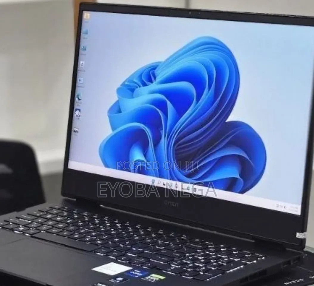 New Laptop HP Omen 16 16GB Intel Core i9 SSD 512GB