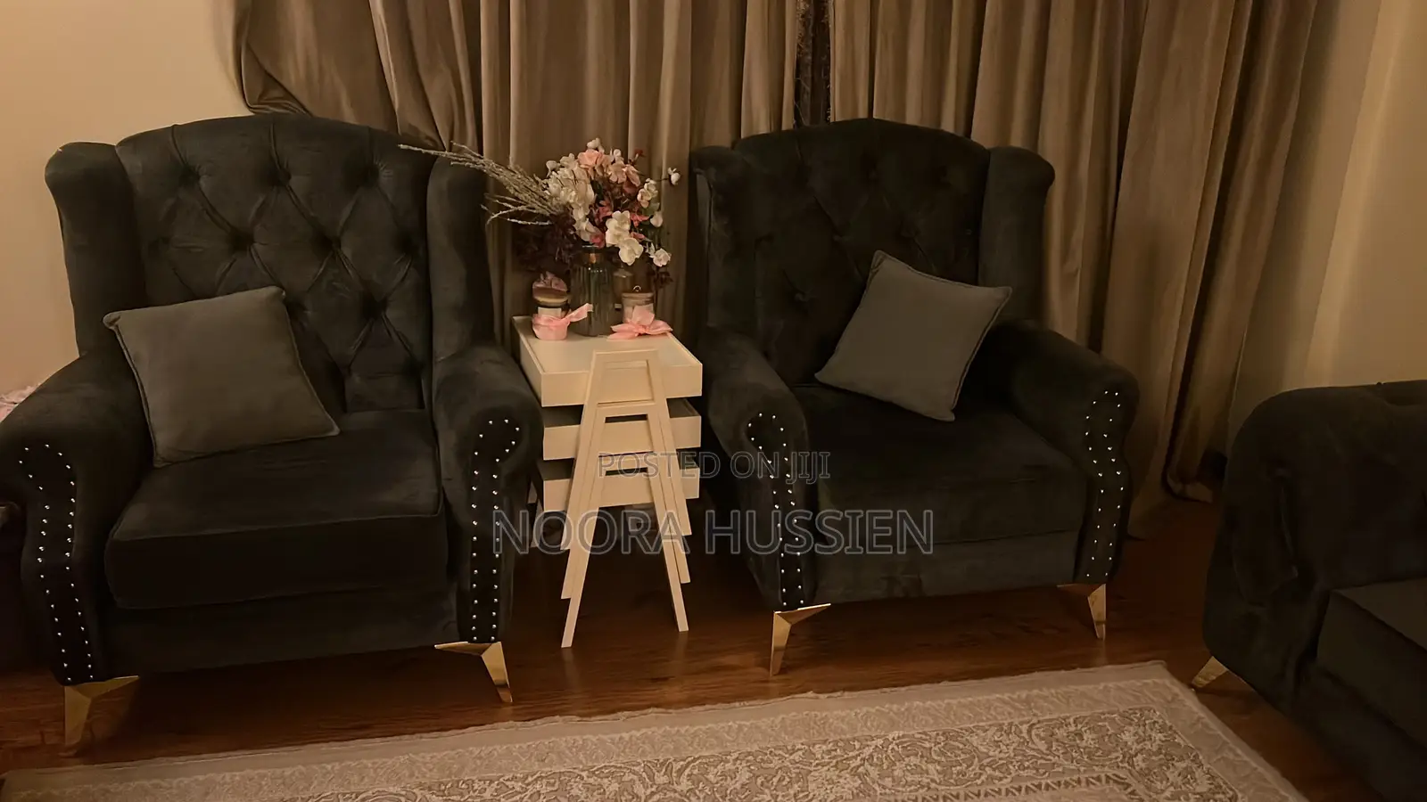 Modern Sofa Semi Used