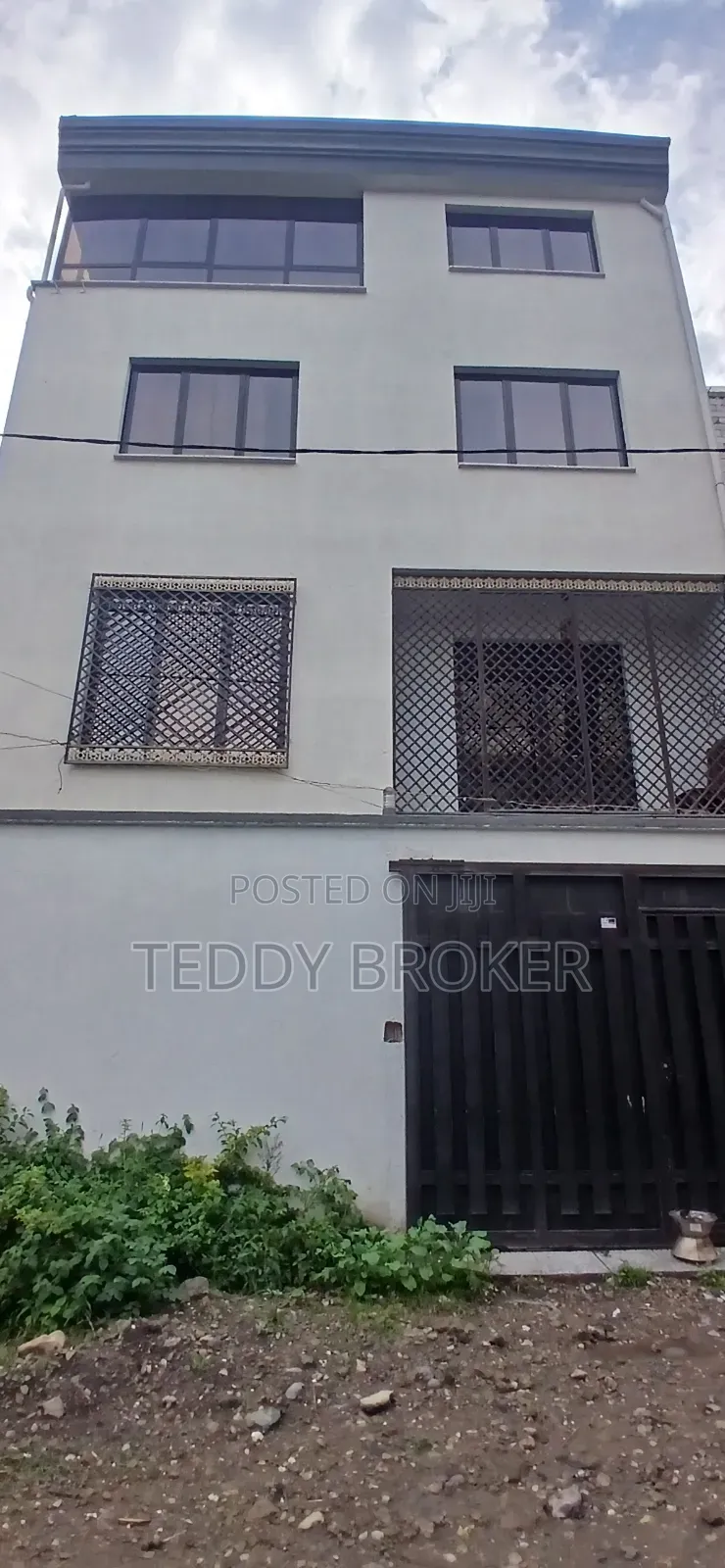 6bdrm House in Haile Garment, Nifas Silk-Lafto for sale