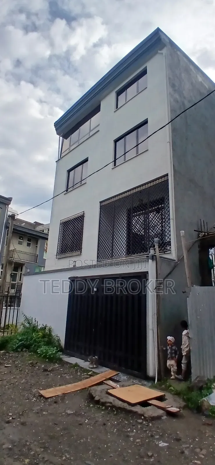 6bdrm House in Haile Garment, Nifas Silk-Lafto for sale