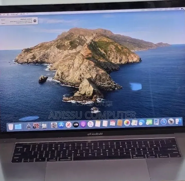 New Laptop Apple MacBook Pro 2018 32GB Intel Core i7 SSD 1T