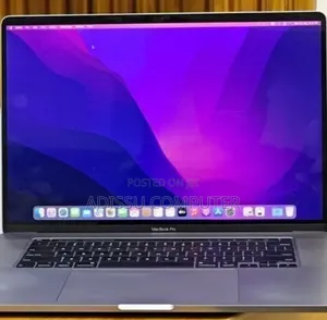 New Laptop Apple MacBook Pro 2018 32GB Intel Core i9 SSD 2T