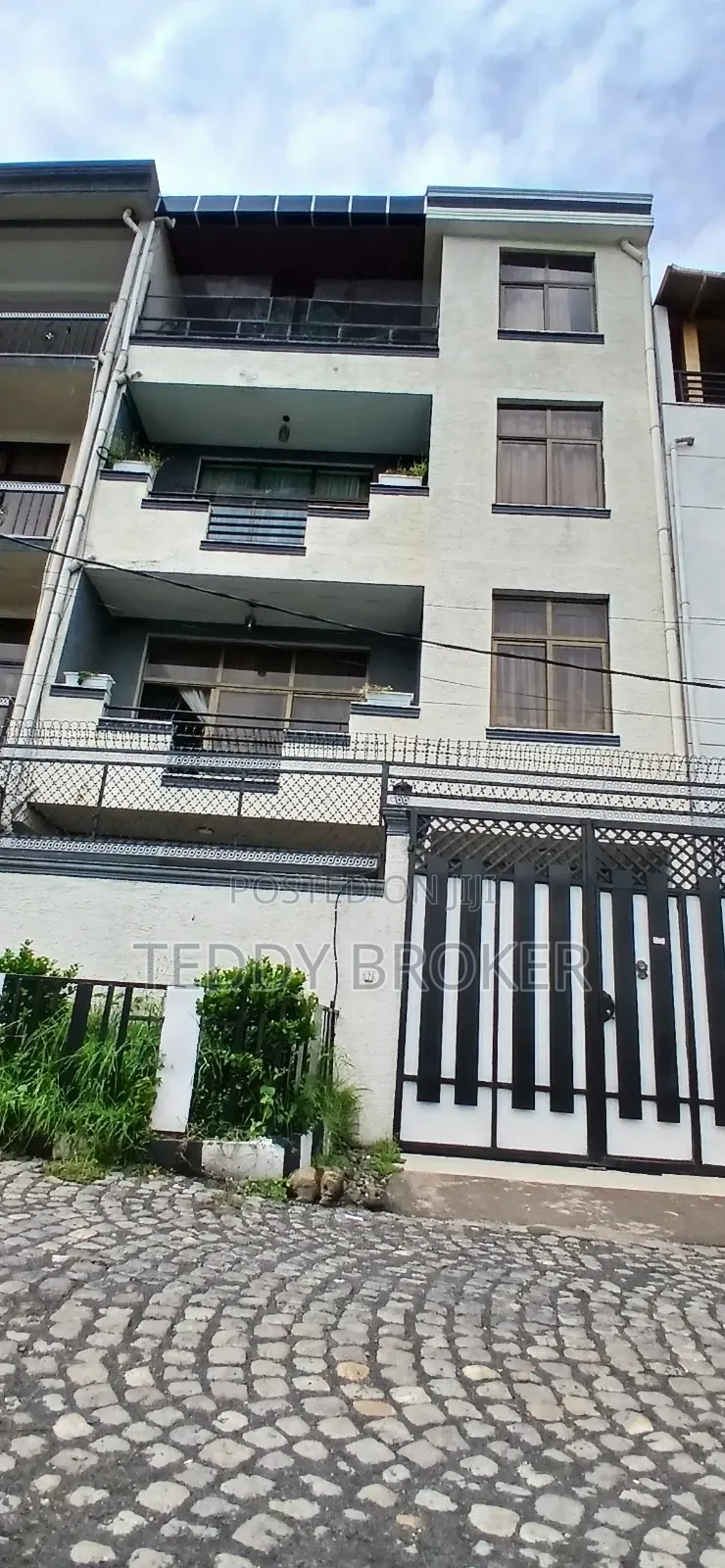 7bdrm House in Haile Garment, Nifas Silk-Lafto for sale