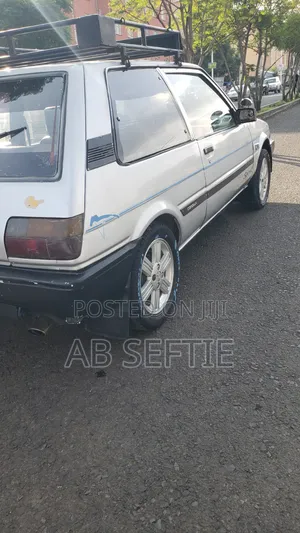 Toyota Corolla 1987 Silver