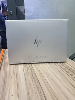 New Laptop HP EliteBook 845 G8 8GB AMD Ryzen 5 SSD 512GB