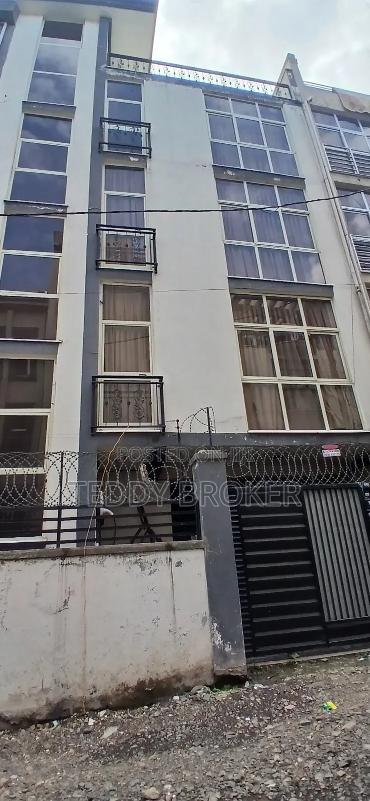 7bdrm House in Haile Garment, Nifas Silk-Lafto for sale