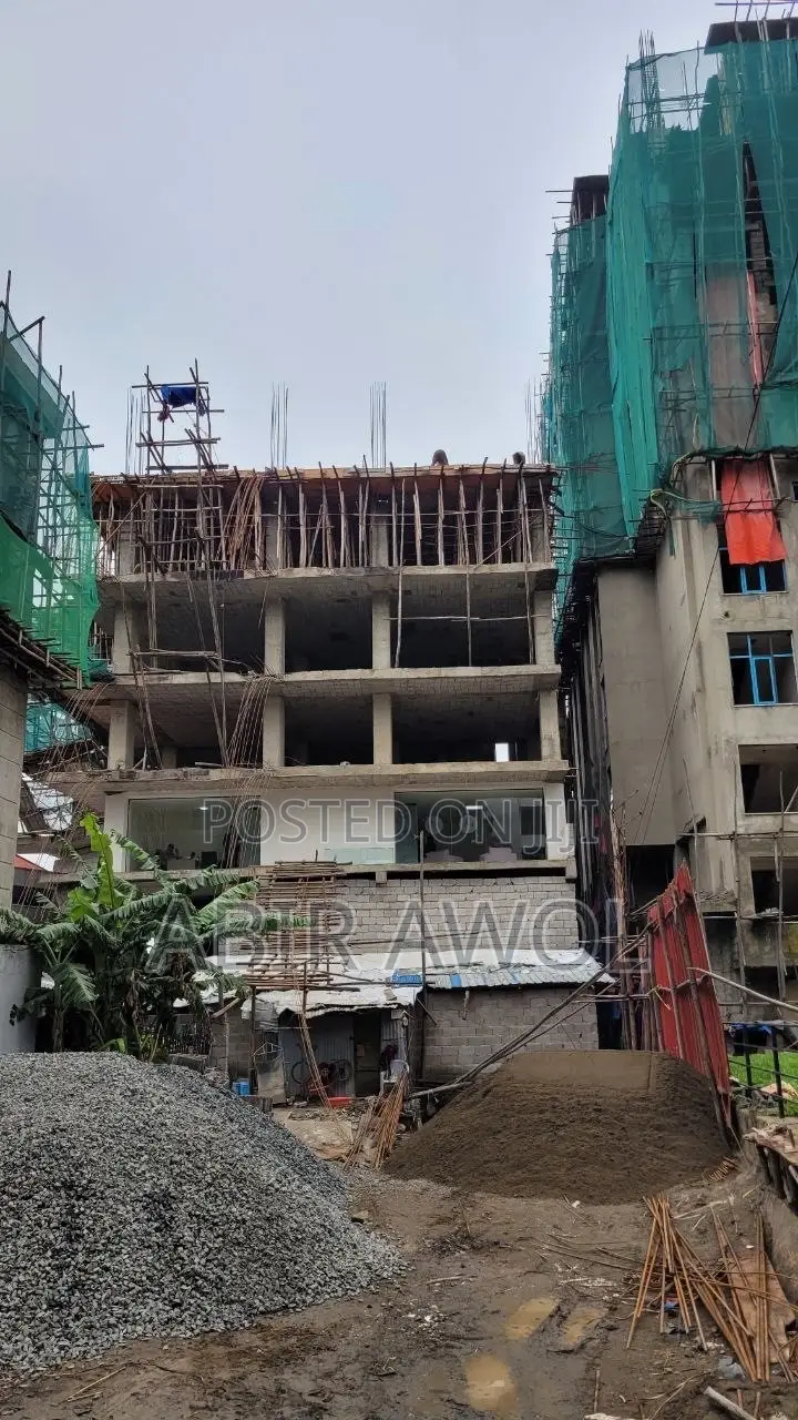 3bdrm Apartment in Bml, Yeka for sale