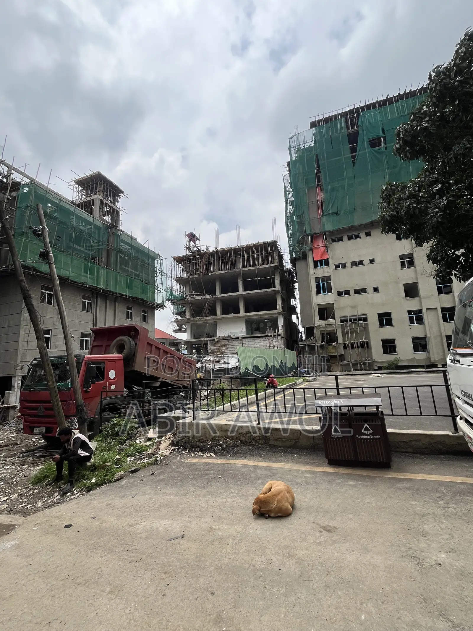 3bdrm Apartment in Bml, Yeka for sale