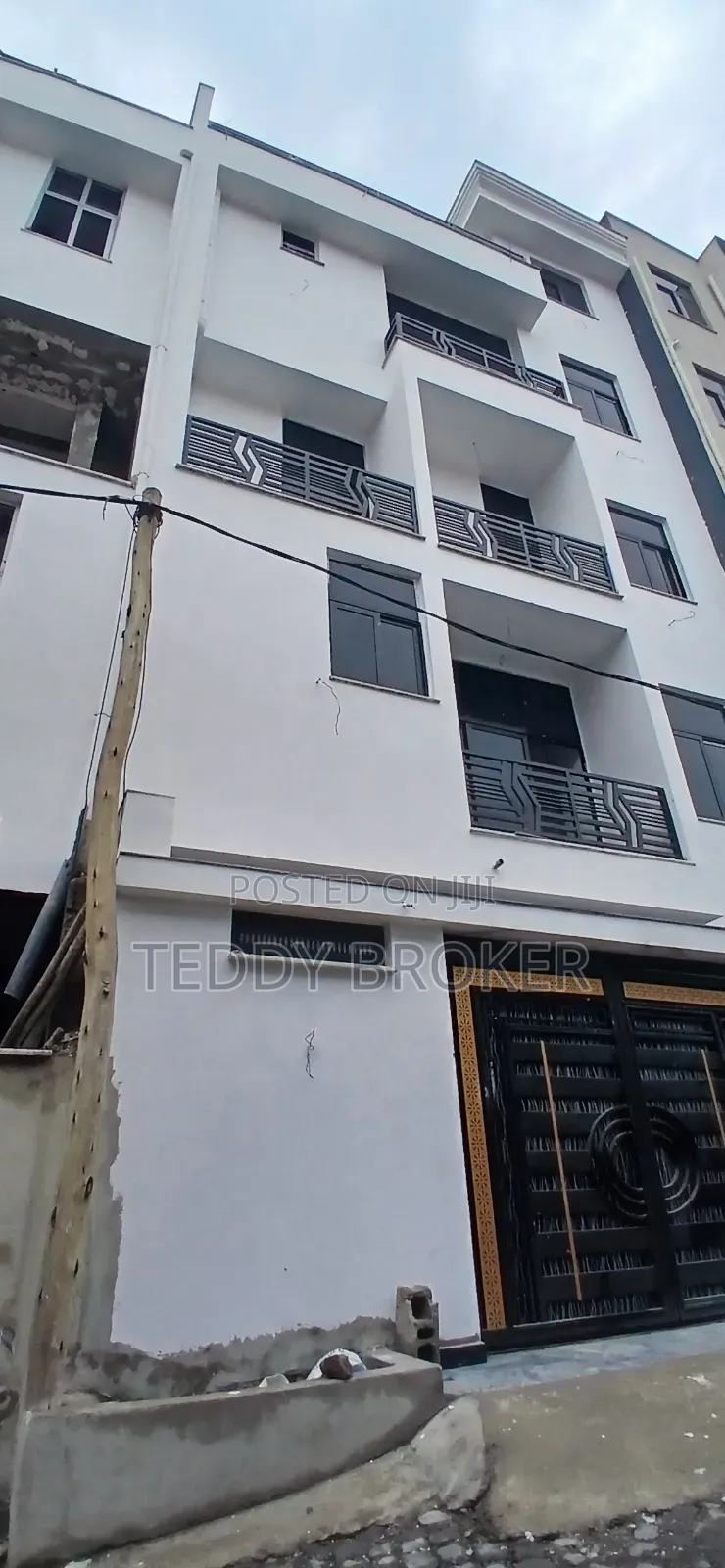 7bdrm House in Haile Garment, Nifas Silk-Lafto for sale