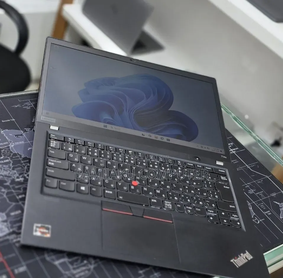 New Laptop Lenovo ThinkPad T14s Gen 2 16GB AMD Ryzen 5 SSD 512GB