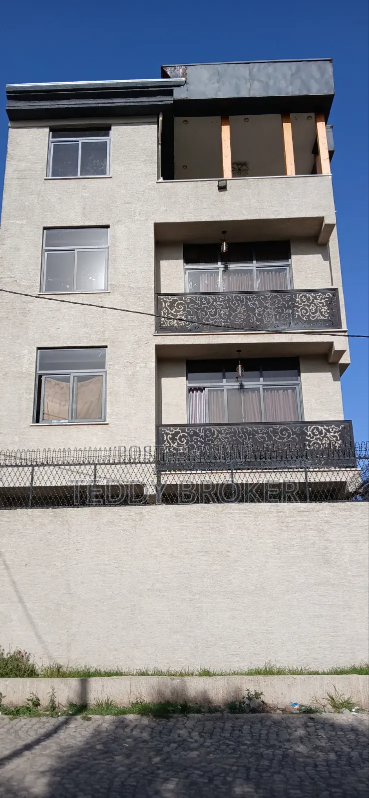 6bdrm House in Haile Garment, Nifas Silk-Lafto for sale