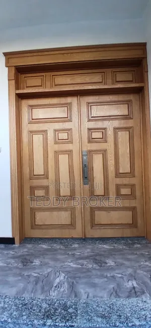 8bdrm House in Lafto for sale