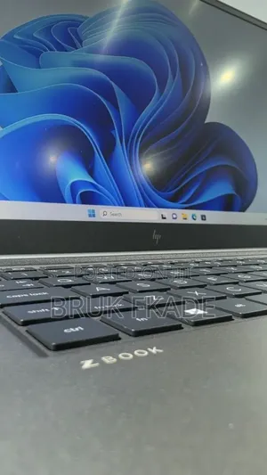 New Laptop HP Zbook Studio G7 32GB Intel Core i7 SSD 512GB