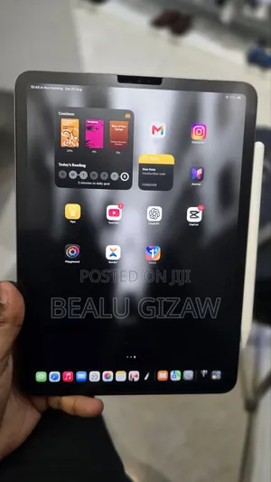 Apple iPad Pro 11 (2022) 128 GB Gray