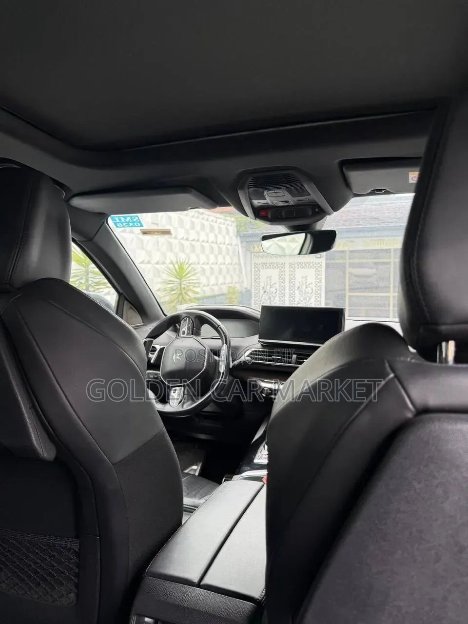 Peugeot 5008 2021 White