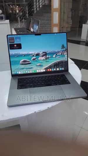 New Laptop Apple MacBook Pro 2021 M1 32GB Apple M1 Pro SSD 1T