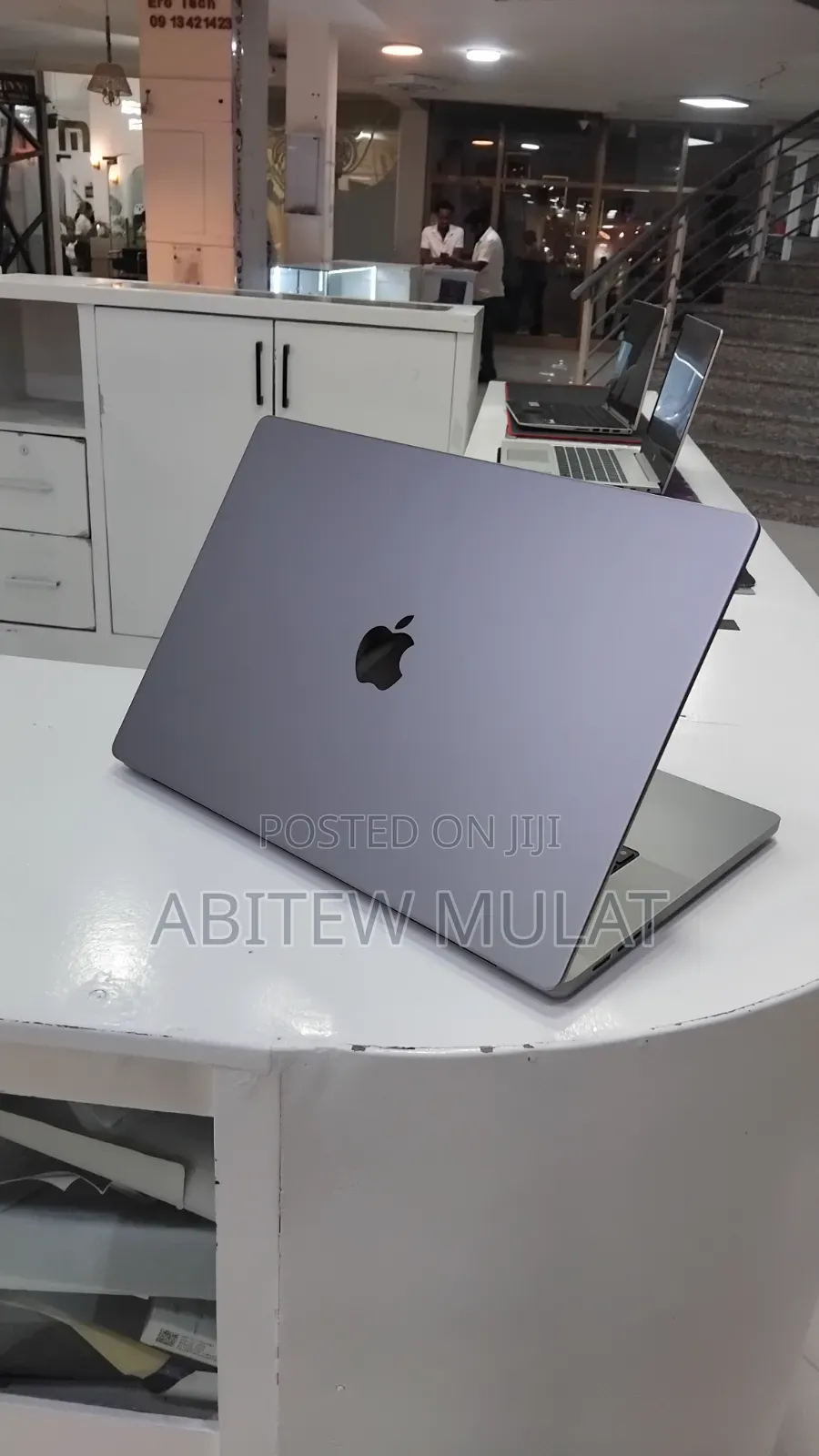 New Laptop Apple MacBook Pro 2021 M1 32GB Apple M1 Pro SSD 1T