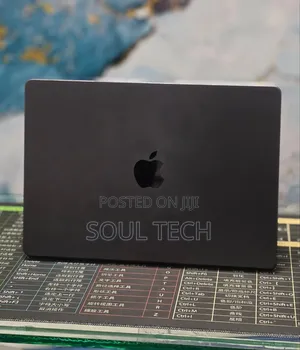 New Laptop Apple MacBook Pro 2024 M4 16GB Apple M4 Pro SSD 512GB