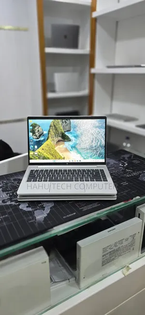New Laptop HP EliteBook 640 G10 16GB AMD Ryzen 5 SSD 512GB