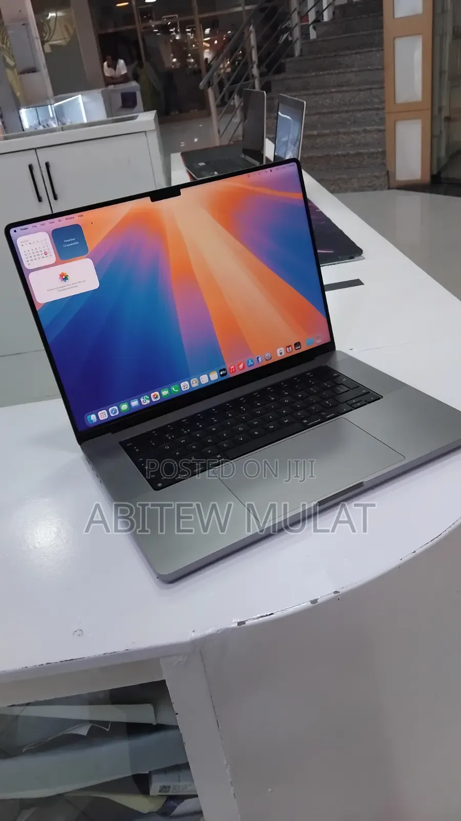 New Laptop Apple MacBook Pro 2021 M1 Max 64GB Apple M1 Max SSD 1T