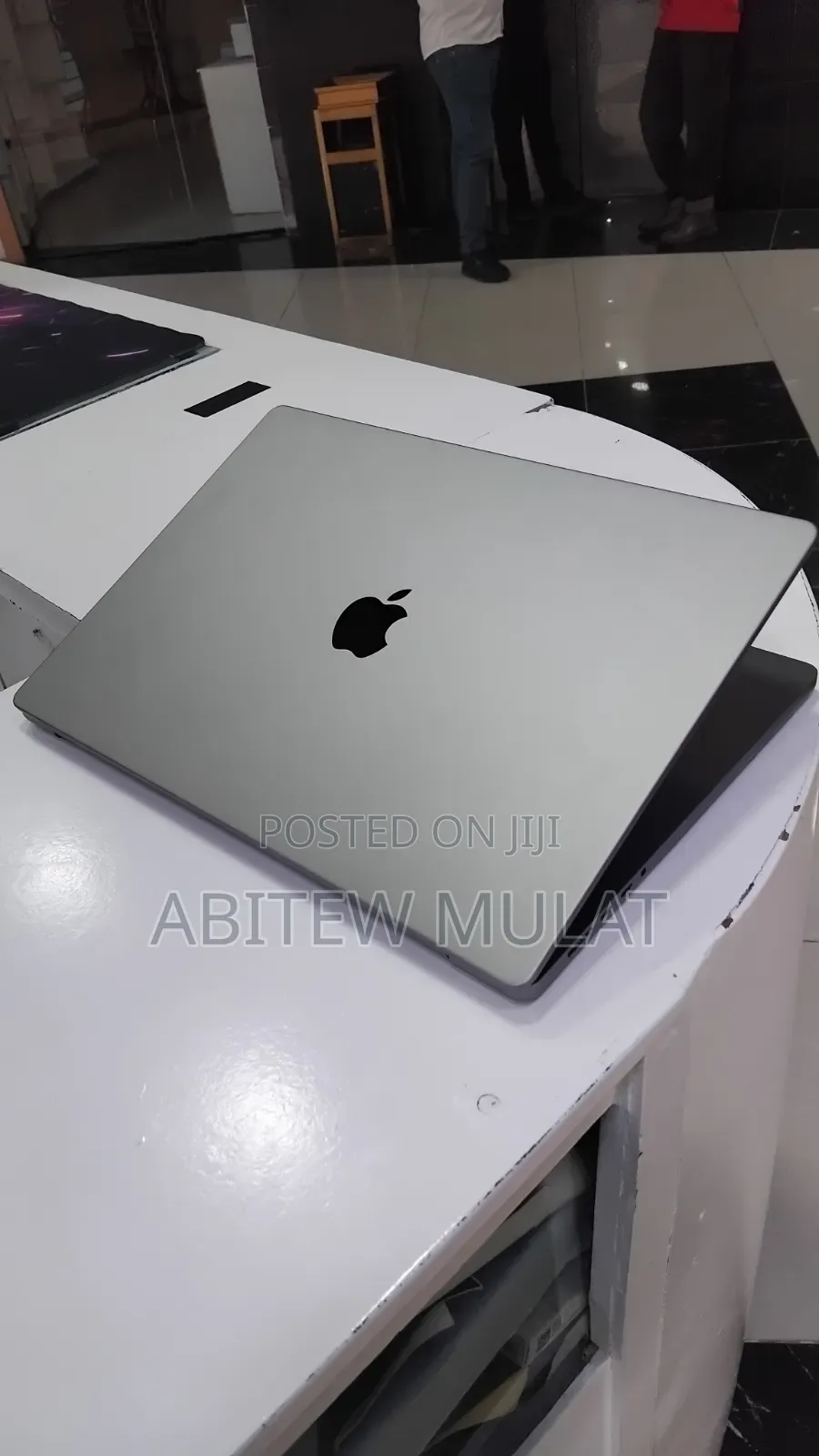 New Laptop Apple MacBook Pro 2021 M1 Max 64GB Apple M1 Max SSD 1T