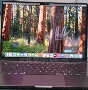 New Laptop Apple MacBook Pro 2024 M4 16GB Apple M4 Pro SSD 512GB