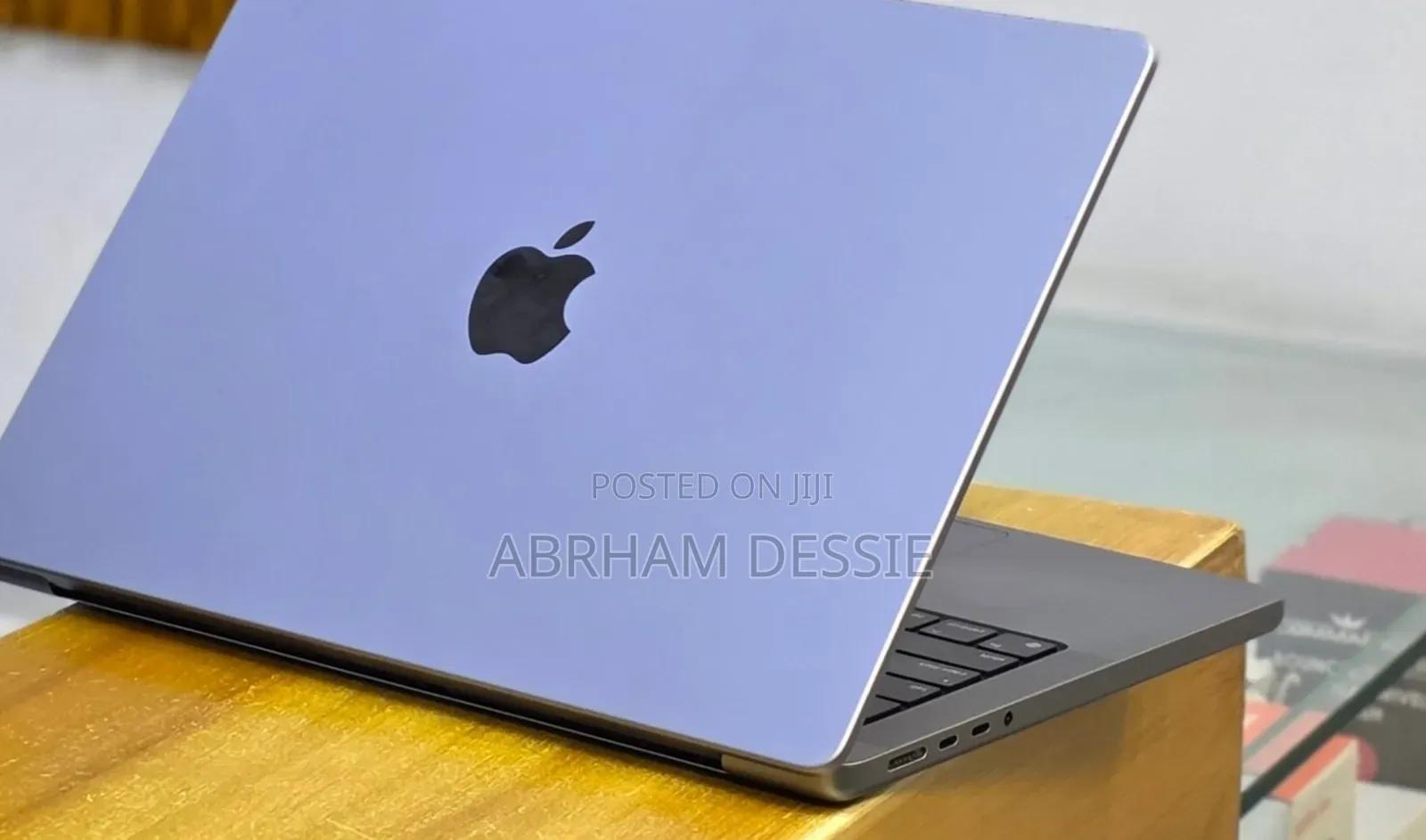New Laptop Apple MacBook Pro 2021 M1 32GB Apple M1 SSD 512GB
