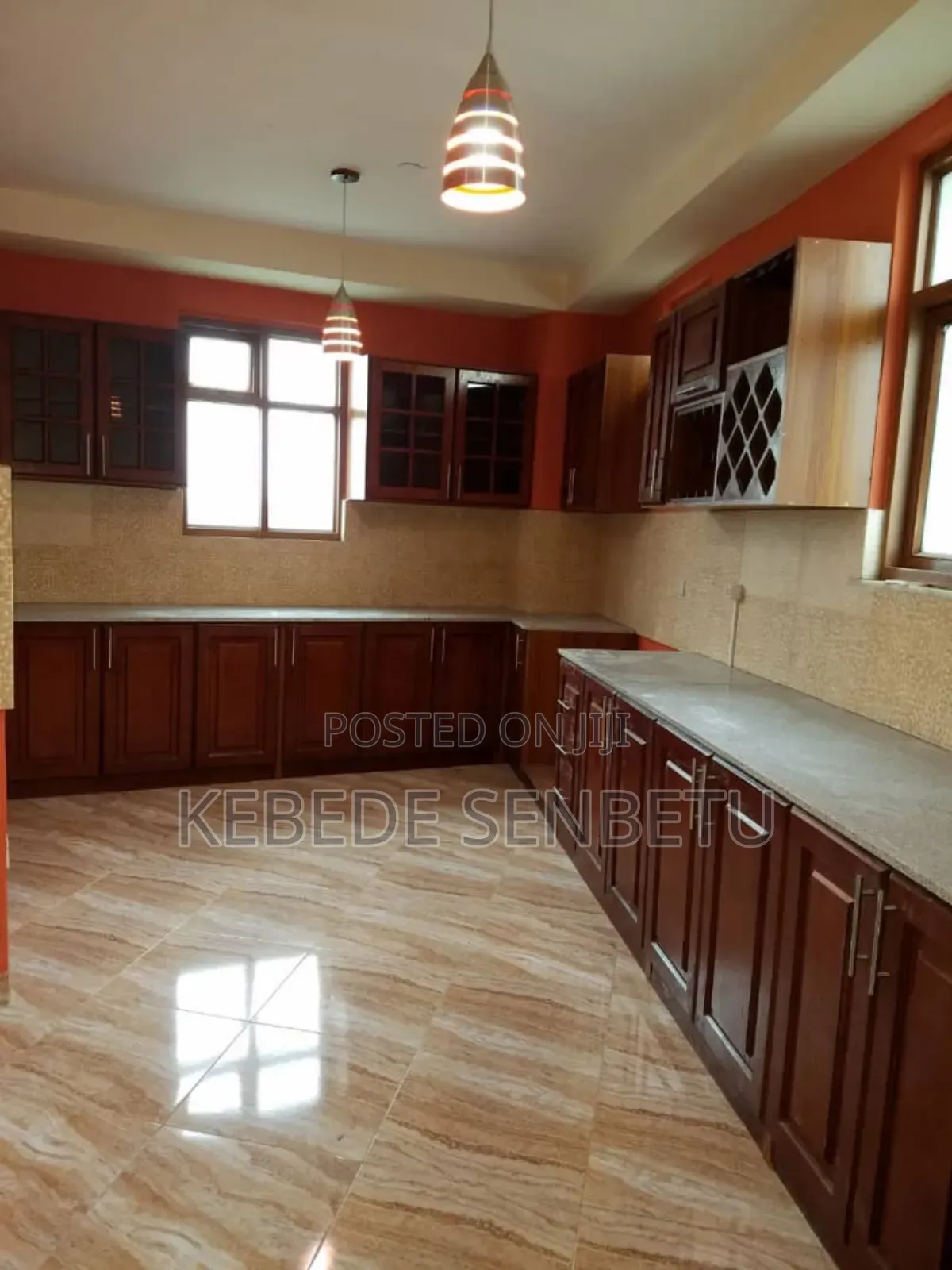 5bdrm House in Addis Abeba, East Shewa for sale