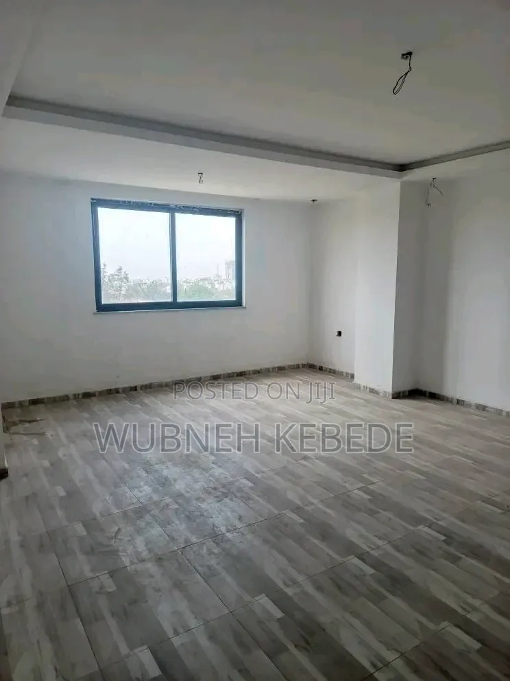 2bdrm Apartment in Yeka for sale